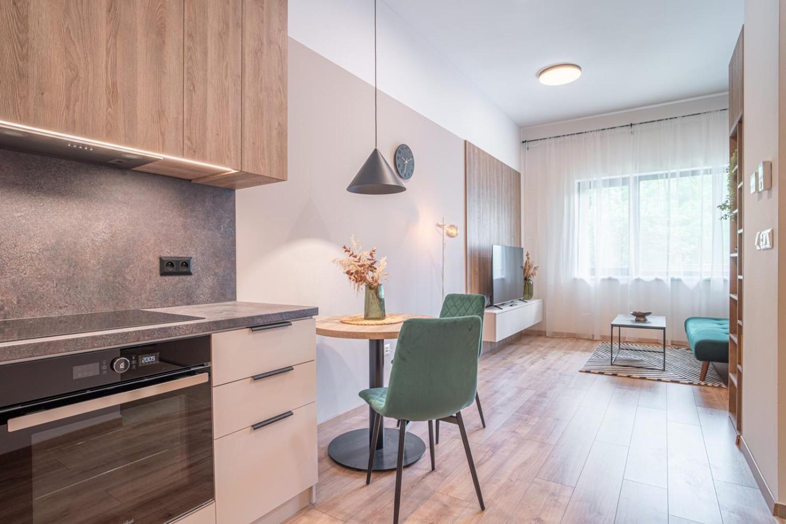 Patronka - Stylish With A Divided Sleeping Area * Bratislava